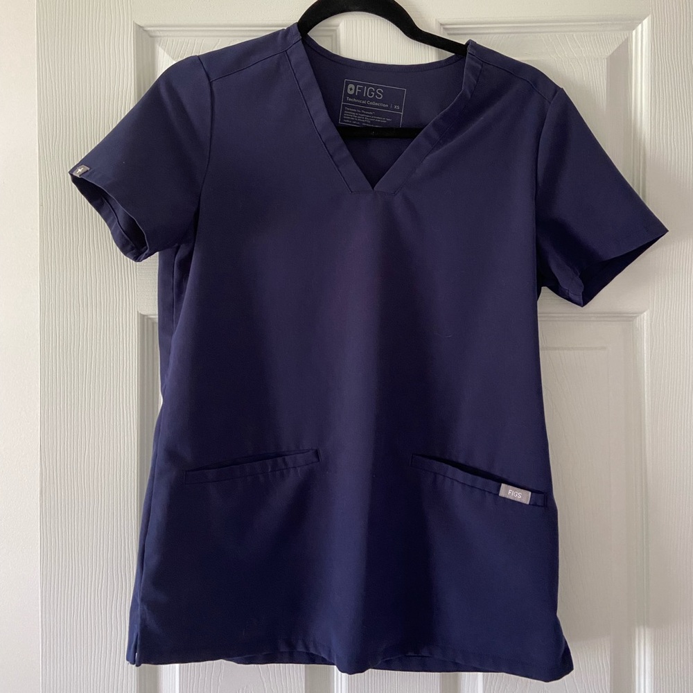 Figs Scrub Top